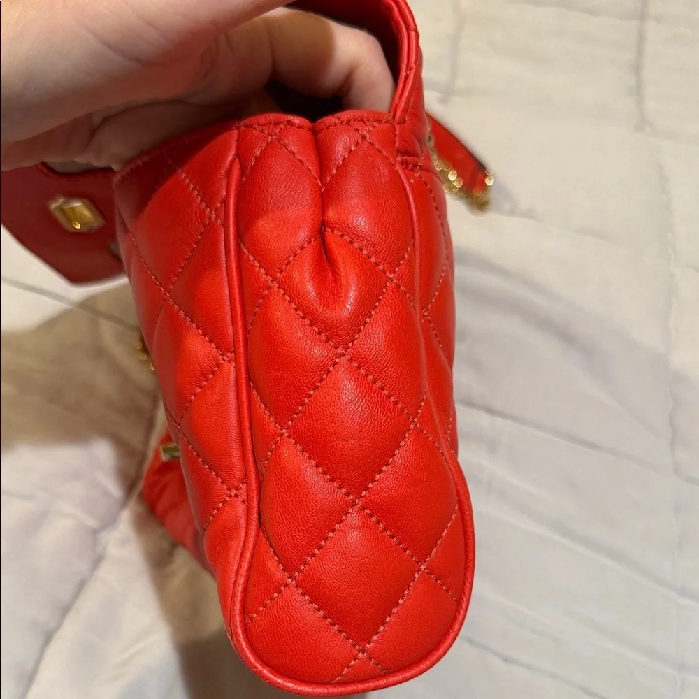 Michael Kors Vivianne Quilted Shoulder Crossbody Leather Purse Bag